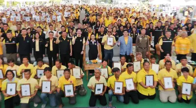 เกษตรฯ Kick Off มอบ“โฉนดต้นยาง-ต้นไม้” เพิ่มโอกาสเข้าถึงแหล่งทุน ปูทางซื้อขายคาร์บอนเครดิต