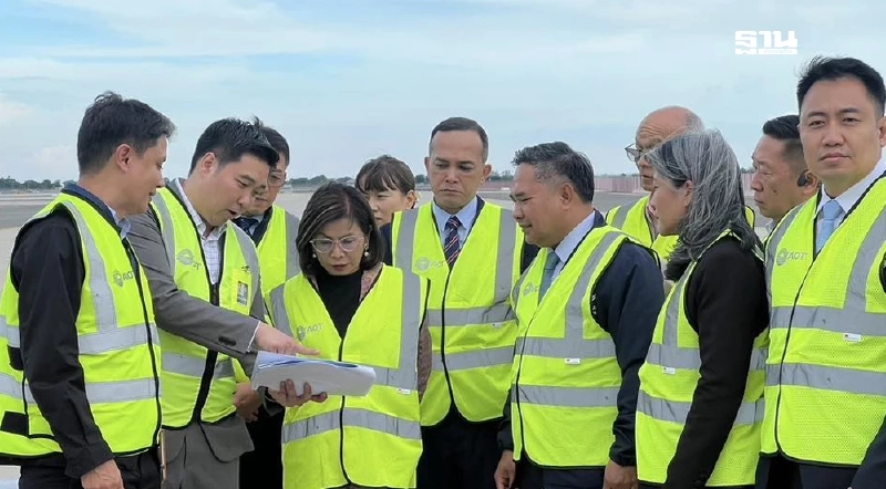 “มนพร”หนุนวิทยุการบิน ยกระดับความปลอดภัยรันเวย์ 3 รับเที่ยวบินโต “มนพร”หนุนวิทยุการบิน ยกระดับความปลอดภัยรันเวย์ 3 รับเที่ยวบินโต