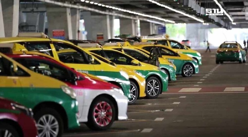 .คมนาคม เปิด 4 ข้อสรุป สางปัญหาแท็กซี่-แกร็บ สนามบินสุวรรณภูมิ.