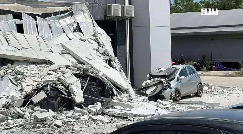 ด่วน โรงงานในนิคมอมตะซิตี้ชลบุรี พังถล่ม