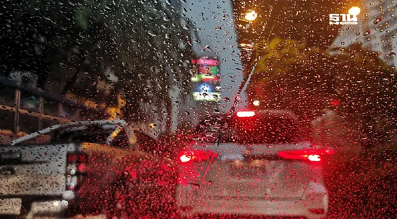 เช็คเส้นทางจราจร กทม. เย็นวันนี้ ฝนตกหนัก รถติดสาหัสหลายจุด เช็คเส้นทางจราจร กทม. เย็นวันนี้ ฝนตกหนัก รถติดสาหัสหลายจุด