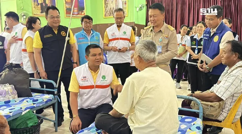"ชัยชนะ" เร่งจัดส่งรถฟอกไต -รถโมบายสโตรคยูนิต ช่วยเหลือผู้ป่วย "ชัยชนะ" เร่งจัดส่งรถฟอกไต -รถโมบายสโตรคยูนิต ช่วยเหลือผู้ป่วย