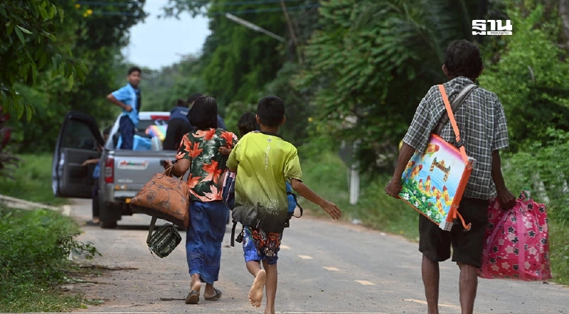 หอการค้า จ.สุรินทร์ฯ ชี้จุดปะทะชายแดนหนักที่สุด ชาวบ้านอพยพมาถึงใจกลางเมือง หอการค้า จ.สุรินทร์ฯ ชี้จุดปะทะชายแดนหนักที่สุด ชาวบ้านอพยพมาถึงใจกลางเมือง