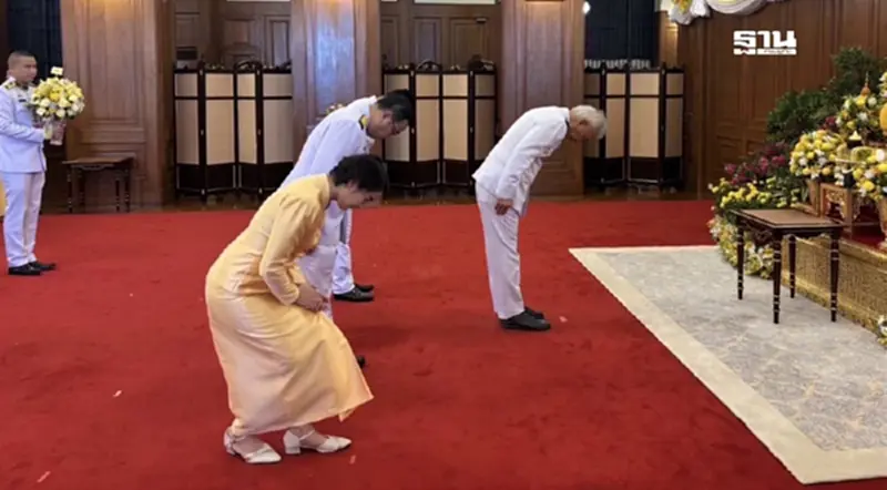“สุวัจน์–เทวัญ”ลงนามถวายพระพรในหลวง ร.10 วันเฉลิมพระชนมพรรษา 28 ก.ค. 2568 “สุวัจน์–เทวัญ”ลงนามถวายพระพรในหลวง ร.10 วันเฉลิมพระชนมพรรษา 28 ก.ค. 2568