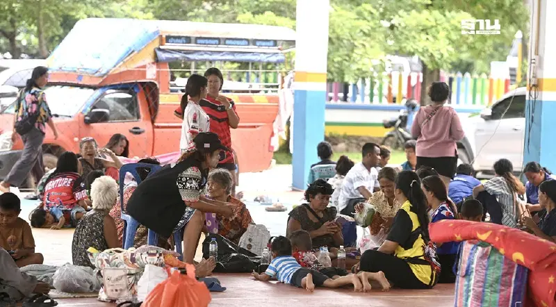 ศูนย์พักพิง 295 แห่ง รองรับประชาชนชายแดนไทย-กัมพูชา ทะลุแสนคน ศูนย์พักพิง 295 แห่ง รองรับประชาชนชายแดนไทย-กัมพูชา ทะลุแสนคน