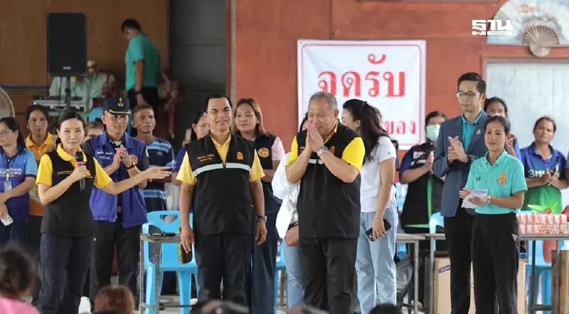 “นฤมล"ลงพื้นที่สุรินทร์ เยี่ยมศูนย์พักพิงดูแลครอบครัวครู-นร.