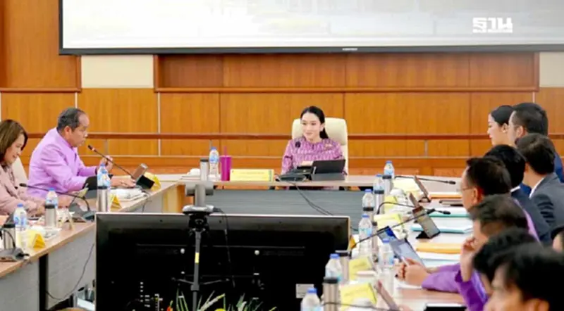 “แพทองธาร” ประเดิมวัฒนธรรม สั่งดัน 4 ซอฟต์พาวเวอร์ ประคองเศรษฐกิจ “แพทองธาร” ประเดิมวัฒนธรรม สั่งดัน 4 ซอฟต์พาวเวอร์ ประคองเศรษฐกิจ