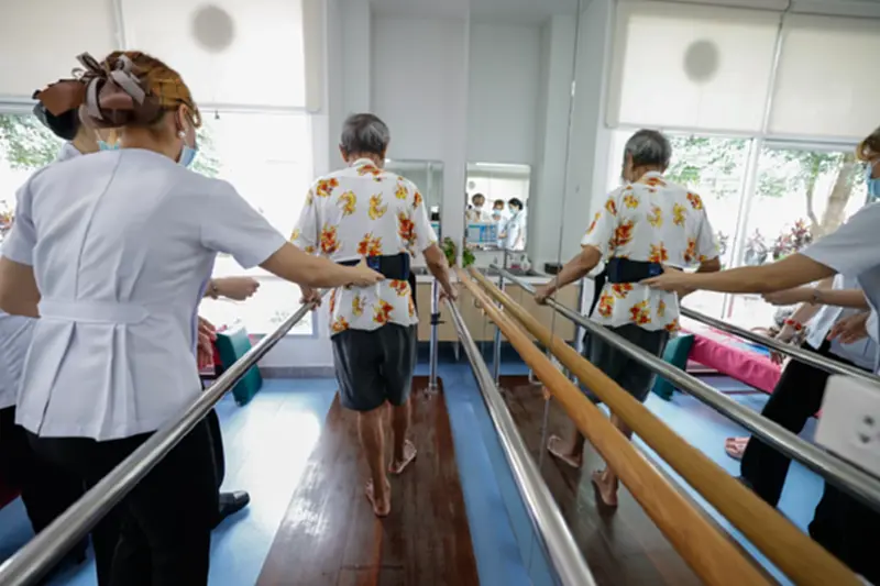 "ธรรมศาสตร์" ร่วม 39 ท้องถิ่น: พลิกโฉมดูแลผู้สูงอายุไทย "ธรรมศาสตร์" ร่วม 39 ท้องถิ่น: พลิกโฉมดูแลผู้สูงอายุไทย
