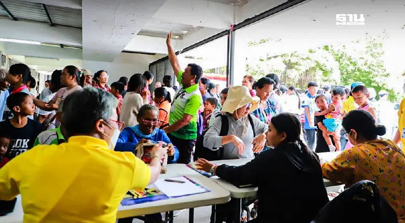 สุรินทร์ อพยพประชาชน 5,000 ราย ผู้ว่าฯ –รอง ผบ.ตร. ลงพื้นที่ดูแลผู้ประสบภัย