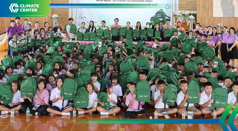 “อมตะ” เปลี่ยนขยะพลาสติกเป็นกระเป๋า หนุนเศรษฐกิจหมุนเวียน “อมตะ” เปลี่ยนขยะพลาสติกเป็นกระเป๋า หนุนเศรษฐกิจหมุนเวียน