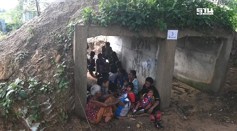 ‘ผู้ว่าฯสุรินทร์’ สั่งประชาชนพนมดงรัก ‘หลบในหลุมหลบภัย’ ‘ผู้ว่าฯสุรินทร์’ สั่งประชาชนพนมดงรัก ‘หลบในหลุมหลบภัย’