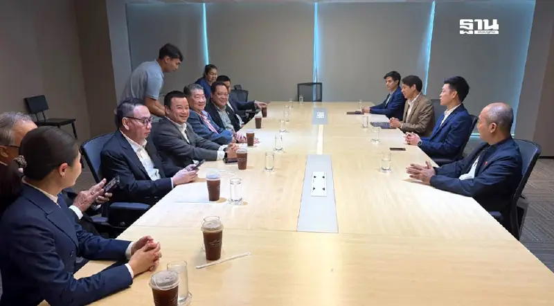 เริ่มแล้ว! ภูมิธรรมนำทีมเพื่อไทยเจรจา “ประชาชน” ปิดดีลโหวตนายกฯ