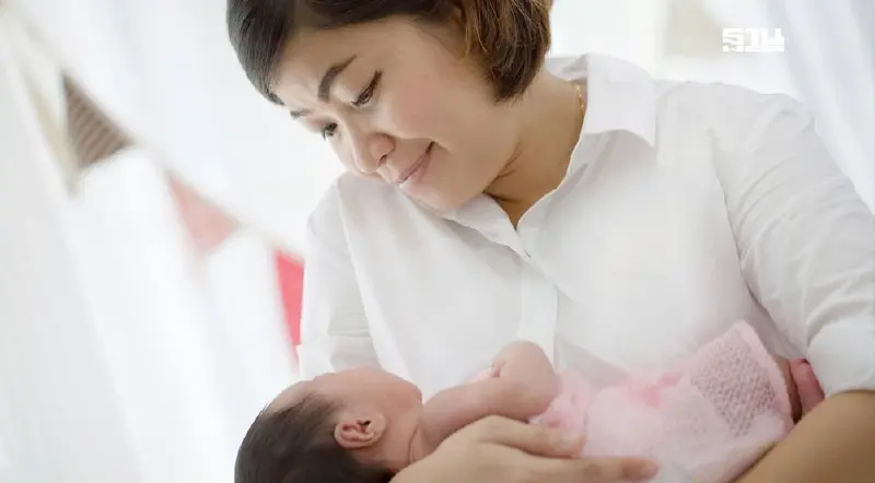 แม่มือใหม่ต้องรู้! 4 วิธีจัดการนมแม่แช่แข็ง เพื่อโภชนาการลูกน้อย