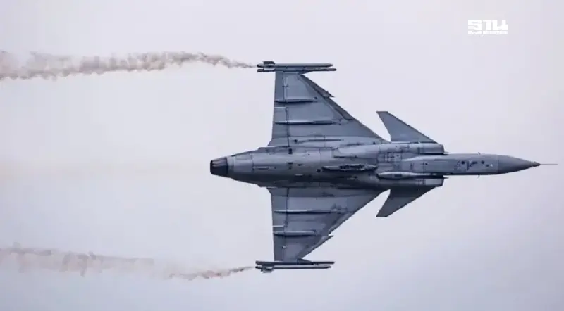 ครม.ไฟเขียววาระลับ! จัดซื้ออาวุธเสริมเขี้ยวเล็บ 'กริพเพน' ครม.ไฟเขียววาระลับ! จัดซื้ออาวุธเสริมเขี้ยวเล็บ 'กริพเพน'