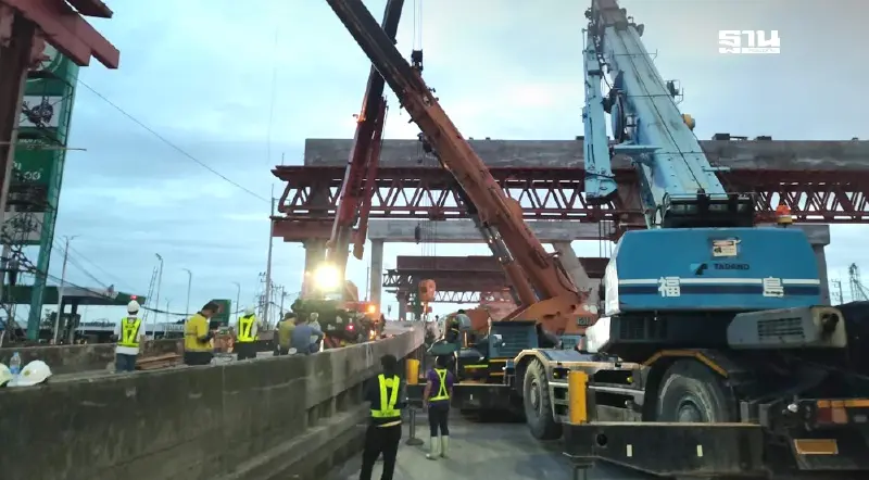 พระราม 2 อุบัติเหตุรถเครนพลิกคว่ำ กรมทางหลวง เร่งเปิดจราจร สั่งหยุดงาน 3 วัน พระราม 2 อุบัติเหตุรถเครนพลิกคว่ำ กรมทางหลวง เร่งเปิดจราจร สั่งหยุดงาน 3 วัน