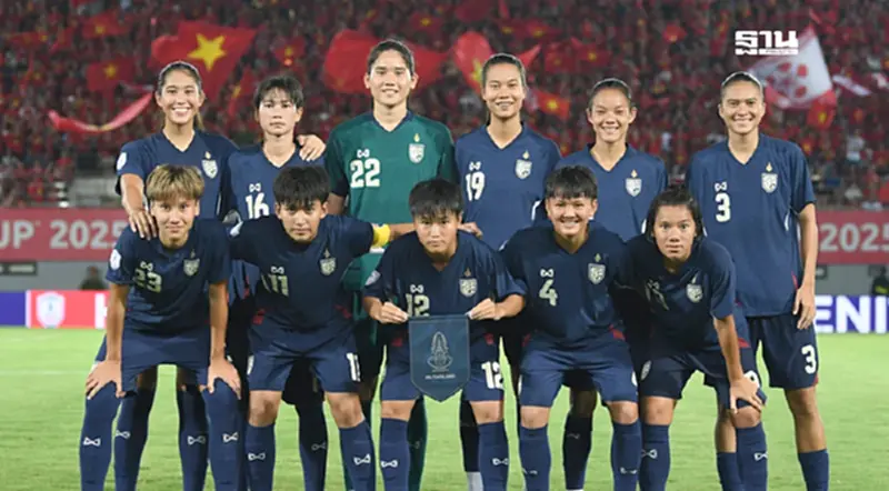 ตารางถ่ายทอดสดฟุตบอลหญิงทีมชาติไทย รอบรอง ศึกชิงแชมป์อาเซียน 2025 ตารางถ่ายทอดสดฟุตบอลหญิงทีมชาติไทย รอบรอง ศึกชิงแชมป์อาเซียน 2025