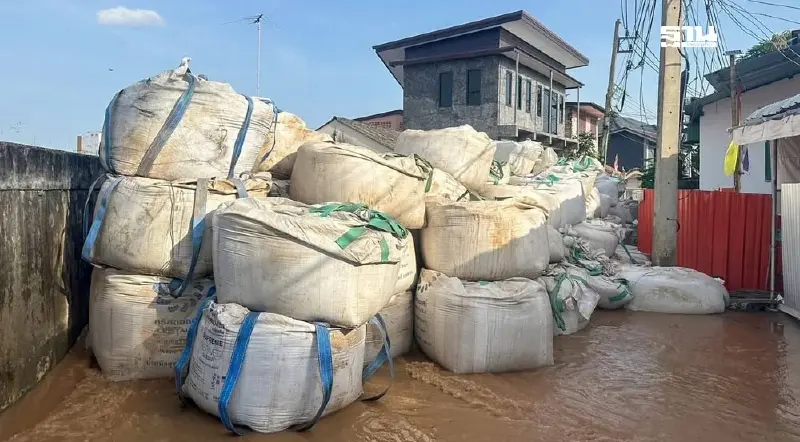 น้ำท่วมสุโขทัย มีแนวโน้มลดลงแต่ยังต้องจับตาต่อเนื่อง น้ำท่วมสุโขทัย มีแนวโน้มลดลงแต่ยังต้องจับตาต่อเนื่อง