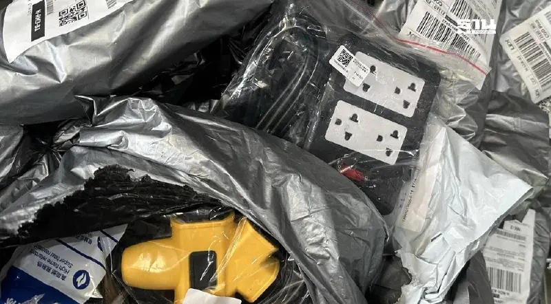 กระทรวงอุตฯทลายคลังสินค้าเถื่อนไร้ มอก. กว่า 1.36 ล้าน