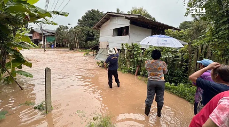ลำปางอ่วม 'พายุคาจิกิ'ถล่มแม่เมาะ เช็กพื้นที่น้ำท่วมฉับพลัน น้ำหลากที่นี่ ลำปางอ่วม 'พายุคาจิกิ'ถล่มแม่เมาะ เช็กพื้นที่น้ำท่วมฉับพลัน น้ำหลากที่นี่