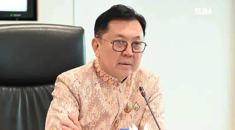 พาณิชย์ ขีดเส้นตายสั่งทุกโรงงานซื้อข้าวโพดจากเกษตรกรราคา 9.80 บาท/กก. พาณิชย์ ขีดเส้นตายสั่งทุกโรงงานซื้อข้าวโพดจากเกษตรกรราคา 9.80 บาท/กก.