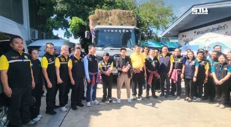 “อรรถกร” ลุยบุรีรัมย์ช่วยชาวนา-สัตว์เลี้ยง หลังปะทะไทย–กัมพูชา พร้อมชง ครม.เยียวยาเพิ่ม “อรรถกร” ลุยบุรีรัมย์ช่วยชาวนา-สัตว์เลี้ยง หลังปะทะไทย–กัมพูชา พร้อมชง ครม.เยียวยาเพิ่ม