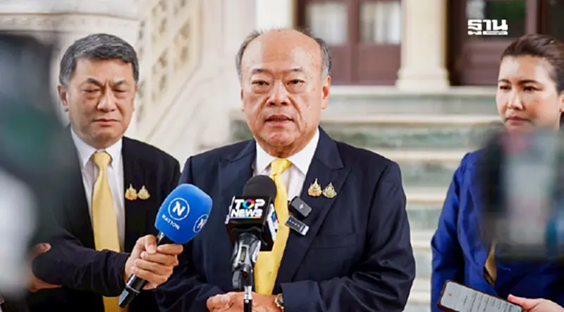 บีทีเอส มอบ 100 ล้านบาทเยียวยา กำลังพล -ประชาชนชายแดนไทย – กัมพูชา บีทีเอส มอบ 100 ล้านบาทเยียวยา กำลังพล -ประชาชนชายแดนไทย – กัมพูชา