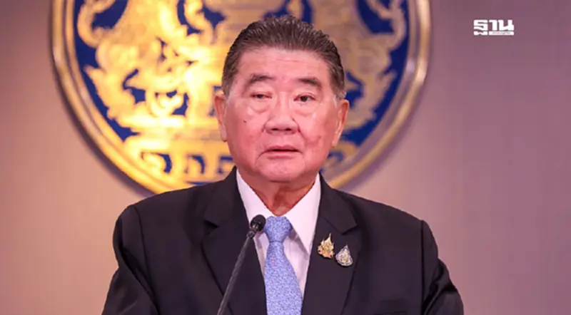 'ภูมิธรรม' ย้ำ รัฐบาลไม่ทอดทิ้ง เดินหน้าช่วยเหลือประชาชนชายแดนไทย-กัมพูชา 'ภูมิธรรม' ย้ำ รัฐบาลไม่ทอดทิ้ง เดินหน้าช่วยเหลือประชาชนชายแดนไทย-กัมพูชา