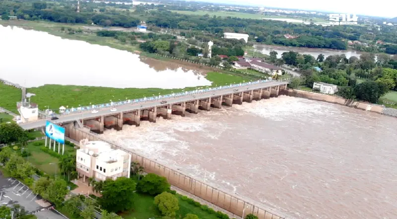 ชัยนาท เตือน 3 อำเภอยกของขึ้นที่สูง หลังเขื่อนเจ้าพระยา ปรับระดับน้ำ ชัยนาท เตือน 3 อำเภอยกของขึ้นที่สูง หลังเขื่อนเจ้าพระยา ปรับระดับน้ำ