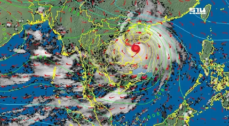 กรมอุตุฯ อัปเดตภาพถ่ายดาวเทียม "บัวลอย" เคลื่อนตัวจ่อชายฝั่งเวียดนาม