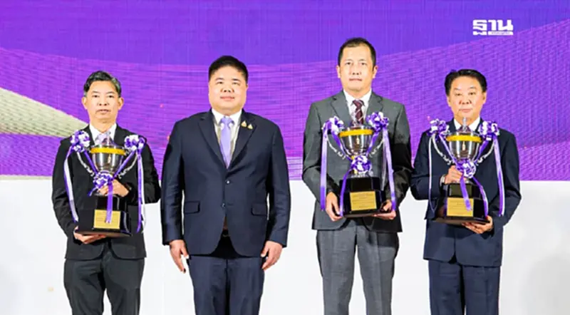 ซีพีเอฟรับถ้วยพระราชทาน ต้นแบบบริหารจัดการแรงงานยอดเยี่ยมปี 2568 ซีพีเอฟรับถ้วยพระราชทาน ต้นแบบบริหารจัดการแรงงานยอดเยี่ยมปี 2568