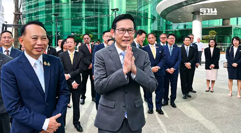 ‘รมว.พลังงาน’ เตรียมดันโซลาร์ภาคประชาชน 1,500 เมกฯ มุ่ง Net Zero ‘รมว.พลังงาน’ เตรียมดันโซลาร์ภาคประชาชน 1,500 เมกฯ มุ่ง Net Zero
