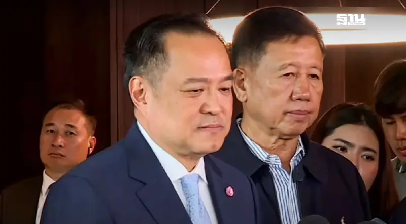 นายกฯ เปลี่ยนใจไม่บินสหรัฐฯ ร่วมประชุม UN รอแถลงนโยบายสัปดาห์หน้า นายกฯ เปลี่ยนใจไม่บินสหรัฐฯ ร่วมประชุม UN รอแถลงนโยบายสัปดาห์หน้า