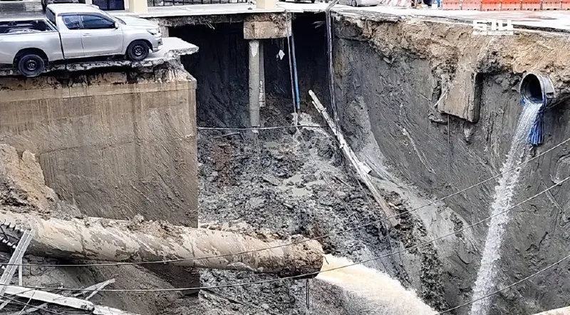 "ชัชชาติ"เผยถนนทรุดหน้ารพ.วชิรพยาบาล เหตุดินไหลเข้าอุโมงค์ก่อสร้างรถไฟฟ้าใต้ดิน