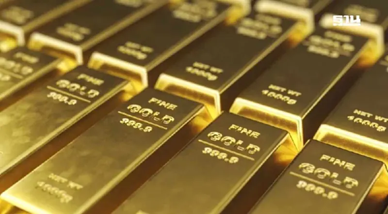 ราคาทองคำผันผวน! ดอกเบี้ยขาลง-ความตึงเครียดสงคราม แนะรอซื้อ 57,800 - 59,000 บาท ราคาทองคำผันผวน! ดอกเบี้ยขาลง-ความตึงเครียดสงคราม แนะรอซื้อ 57,800 - 59,000 บาท