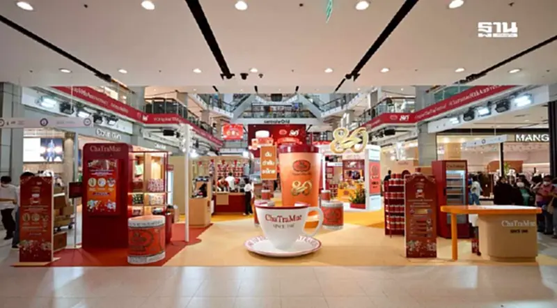 ตลาดชาไทยแข่งเดือด 'ชาตรามือ' ขยายสาขา-คอลแลปบิ๊กเนม ดันยอดขายโต 20% สิ้นปี ตลาดชาไทยแข่งเดือด 'ชาตรามือ' ขยายสาขา-คอลแลปบิ๊กเนม ดันยอดขายโต 20% สิ้นปี