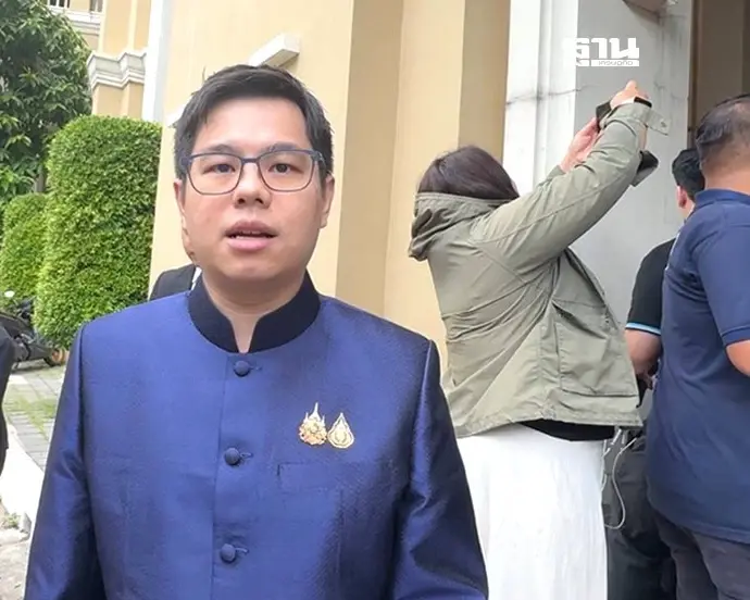 รมช.พาณิชย์ มั่นไทยเจรจาการค้าสหรัฐฯ ไม่สะดุด แม้การเมืองเปลี่ยนแปลง รมช.พาณิชย์ มั่นไทยเจรจาการค้าสหรัฐฯ ไม่สะดุด แม้การเมืองเปลี่ยนแปลง