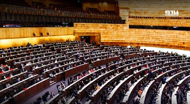 นักวิชาการเสนอ 7 มาตรการเร่งด่วนรัฐบาลใหม่ก่อนยุบสภา นักวิชาการเสนอ 7 มาตรการเร่งด่วนรัฐบาลใหม่ก่อนยุบสภา
