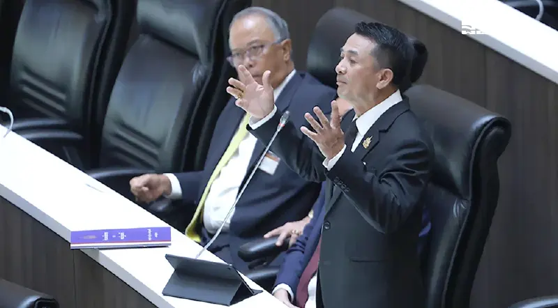 “หมอชลน่าน”ถล่มรัฐบาลอนุทิน 4 เดือนปูทางสีน้ำเงินกินรวบประเทศ “หมอชลน่าน”ถล่มรัฐบาลอนุทิน 4 เดือนปูทางสีน้ำเงินกินรวบประเทศ