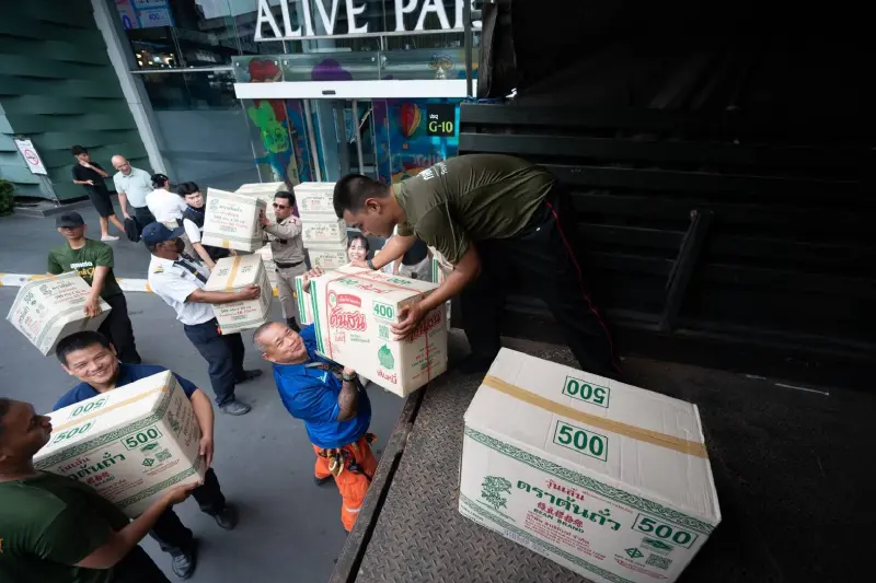 กลุ่มพูลผล มอบอุปกรณ์-สิ่งของจำเป็น หนุนภารกิจทหารกองทัพภาคที่ 2