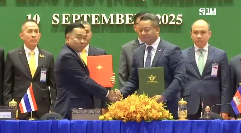 มติ GBC ไทย-กัมพูชา ถอนอาวุธหนัก เปิดด่านจันทบุรี-ตราด กระตุ้น ศก. มติ GBC ไทย-กัมพูชา ถอนอาวุธหนัก เปิดด่านจันทบุรี-ตราด กระตุ้น ศก.