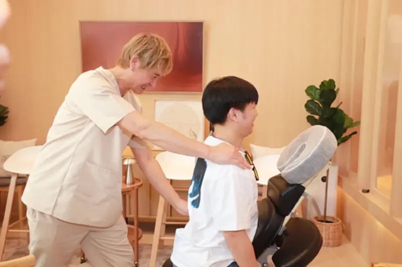 หยุดแก่แล้วป่วยติดเตียง 'หมอแนะ' วิธีดูแลสุขภาพองค์รวม เพื่อชีวิตยืนยาว หยุดแก่แล้วป่วยติดเตียง 'หมอแนะ' วิธีดูแลสุขภาพองค์รวม เพื่อชีวิตยืนยาว