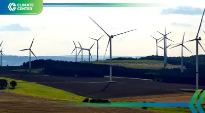 พลังงานหมุนเวียนทั่วโลกแซงถ่านหินครั้งแรกในปี 2025 ขับเคลื่อนโดยโซลาร์-ลม