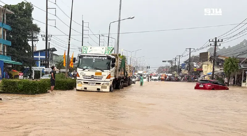เปิดภาพ 'น้ำท่วมเขาหลัก จ.พังงา' น้ำป่าทะลักกลางแหล่งท่องเที่ยว