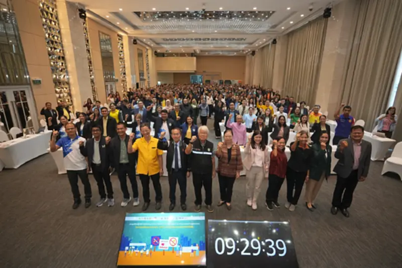 มวยไทยช่วยชีวิต! สสส. ชู "ชุมชนล้อมรักษ์" นาทวี สร้างโอกาส-อาชีพหลังบำบัด มวยไทยช่วยชีวิต! สสส. ชู "ชุมชนล้อมรักษ์" นาทวี สร้างโอกาส-อาชีพหลังบำบัด