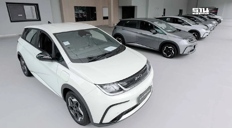 BYD ลดราคา 2 แสนบาท เคลียร์สต็อก EV 3.0 ย้ำปี 2569 ขึ้นราคารถใหม่ BYD ลดราคา 2 แสนบาท เคลียร์สต็อก EV 3.0 ย้ำปี 2569 ขึ้นราคารถใหม่
