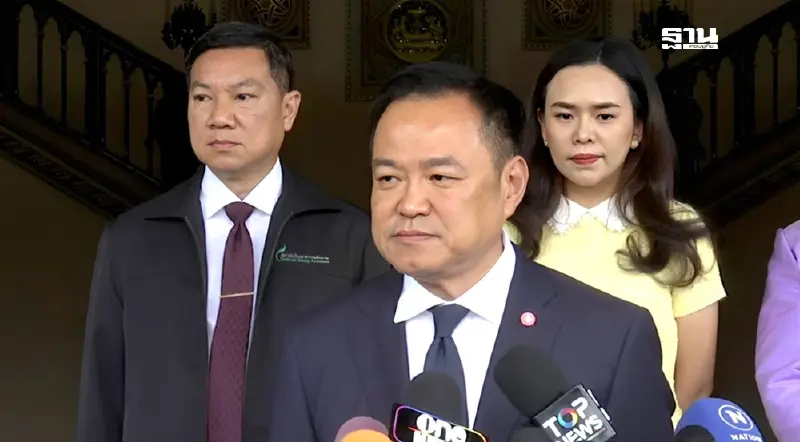 นายกฯ พูดชัด 'สปสช.ติดหนี้แทบทุกโรงพยาบาล' จ่อใช้งบกลางเคลียร์หนี้ให้ทุก รพ. นายกฯ พูดชัด 'สปสช.ติดหนี้แทบทุกโรงพยาบาล' จ่อใช้งบกลางเคลียร์หนี้ให้ทุก รพ.