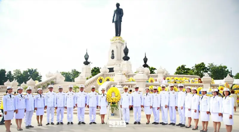 “นฤมล“ร่วมวางพวงมาลาเนื่องใน “วันนวมินทรมหาราช” 13 ตุลาคม 2568 “นฤมล“ร่วมวางพวงมาลาเนื่องใน “วันนวมินทรมหาราช” 13 ตุลาคม 2568