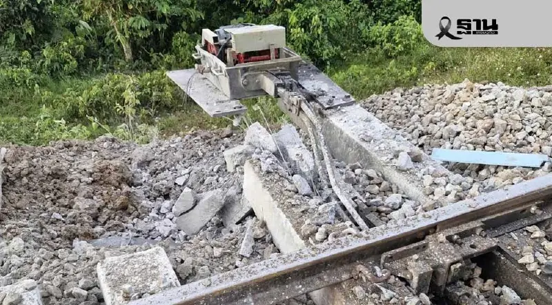 รางรถไฟระเบิด ‘รฟท.’ สั่งปรับแผนเดินรถสายใต้ ชั่วคราว รางรถไฟระเบิด ‘รฟท.’ สั่งปรับแผนเดินรถสายใต้ ชั่วคราว