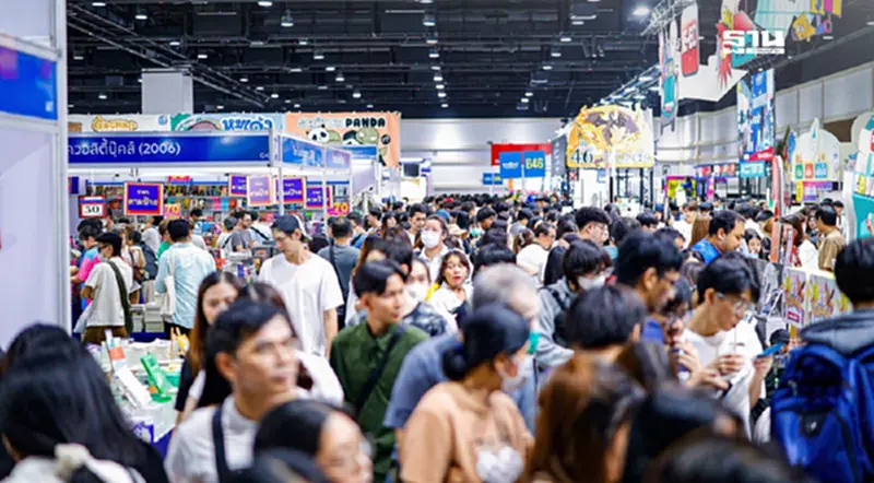คนทะลักนับแสน งานมหกรรมหนังสือฯ ครั้งที่ 30 ปลุกยอดขายพุ่งวันหยุดยาว คนทะลักนับแสน งานมหกรรมหนังสือฯ ครั้งที่ 30 ปลุกยอดขายพุ่งวันหยุดยาว