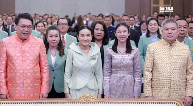 ศธ.น้อมนำพระราชดำรัส ร.10 ขับเคลื่อนการศึกษาสร้างเด็กคิด วิเคราะห์ ศธ.น้อมนำพระราชดำรัส ร.10 ขับเคลื่อนการศึกษาสร้างเด็กคิด วิเคราะห์